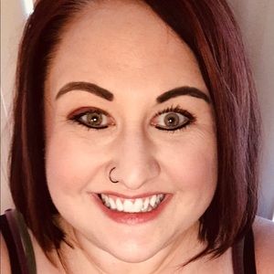 Meet your Posher, Rhiannon